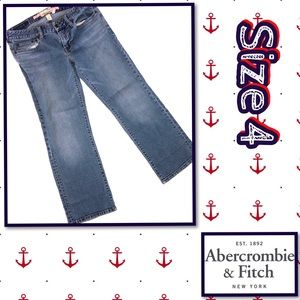 VGUC Light blue cropped, stretchy A&F ankle jeans